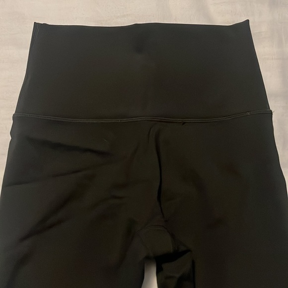 AERIE Goals Hi-Rise Bike Short - Picture 9 of 10